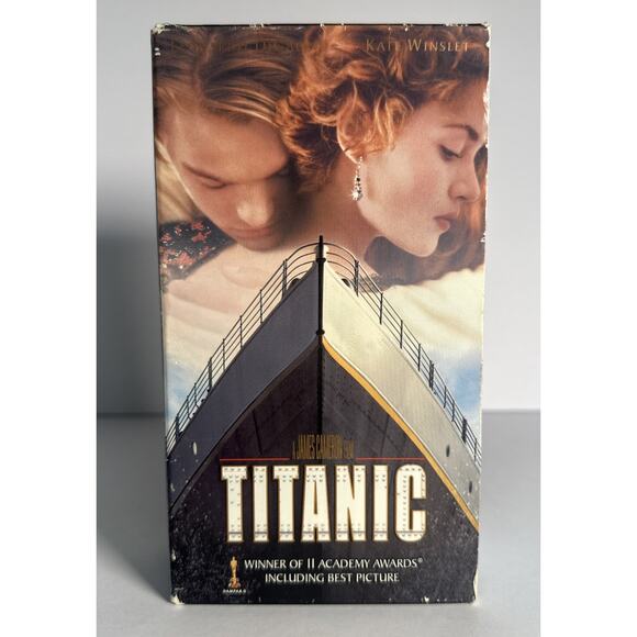 Titanic (VHS, 1998, 2-Tape Set, Pan-and-Scan) Free Shipping - Picture 1 of 5